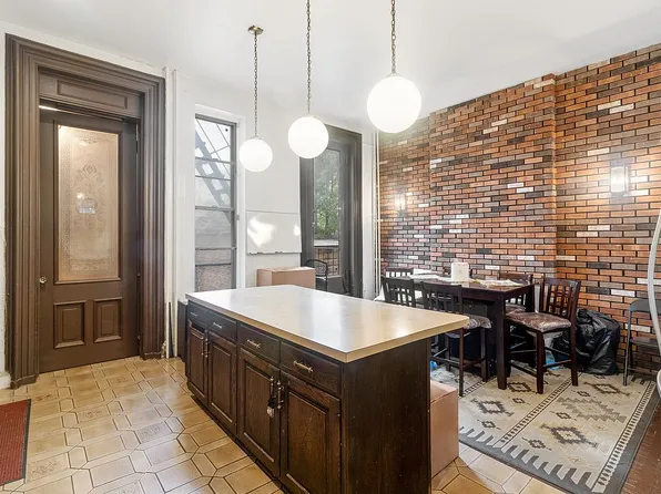 79 Willoughby Ave, Brooklyn, NY 11205