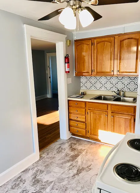 2 bed, 650 sqft, $1,150 — Photo 4