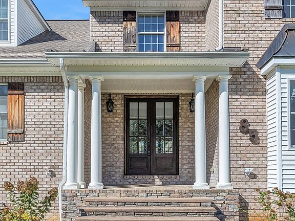 5th image of 85 Shannon Dr