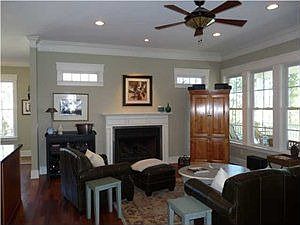 3rd image of 286 River Oak Dr