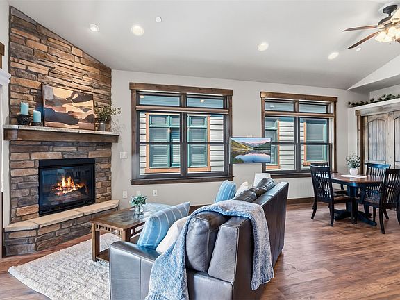 3rd image of 407 Granite Street UNIT 19