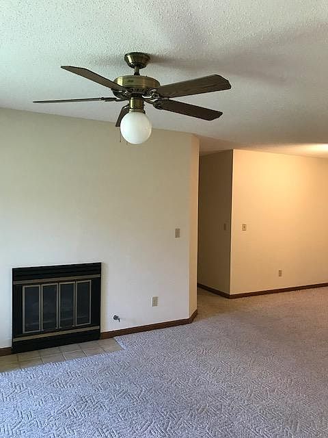 1st image of 1401 Park De Ville Pl