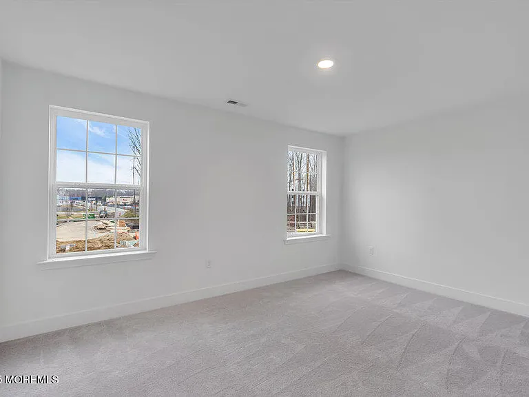 122 Woolley Ct — Photo 31