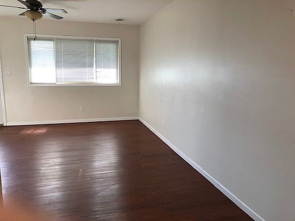 3rd image of 426 N 5th St