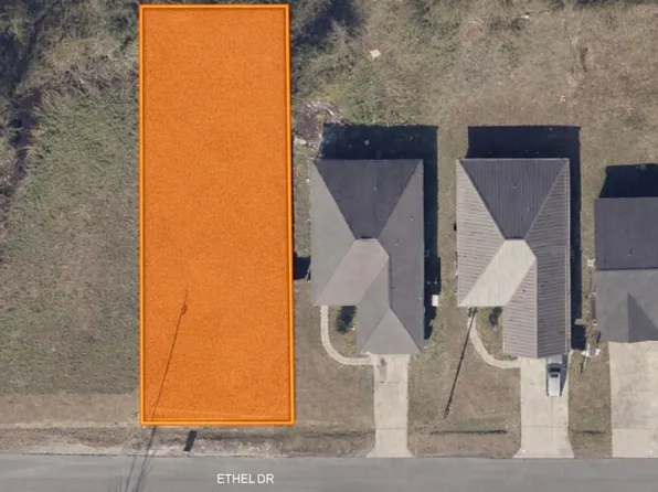 Ethel Dr, Lake Charles, LA 70611