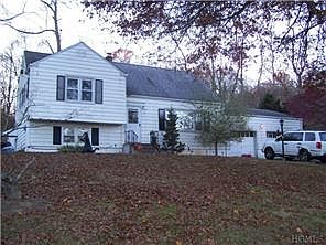 1st image of 9 Floral Ave