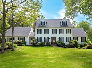 3 Kimba Ln, Sagamore Beach, MA 02562