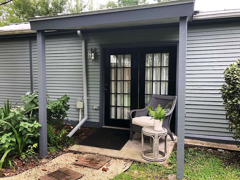 Private Patio Entrance