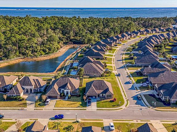 4th image of 1526 Sabal Palm Dr