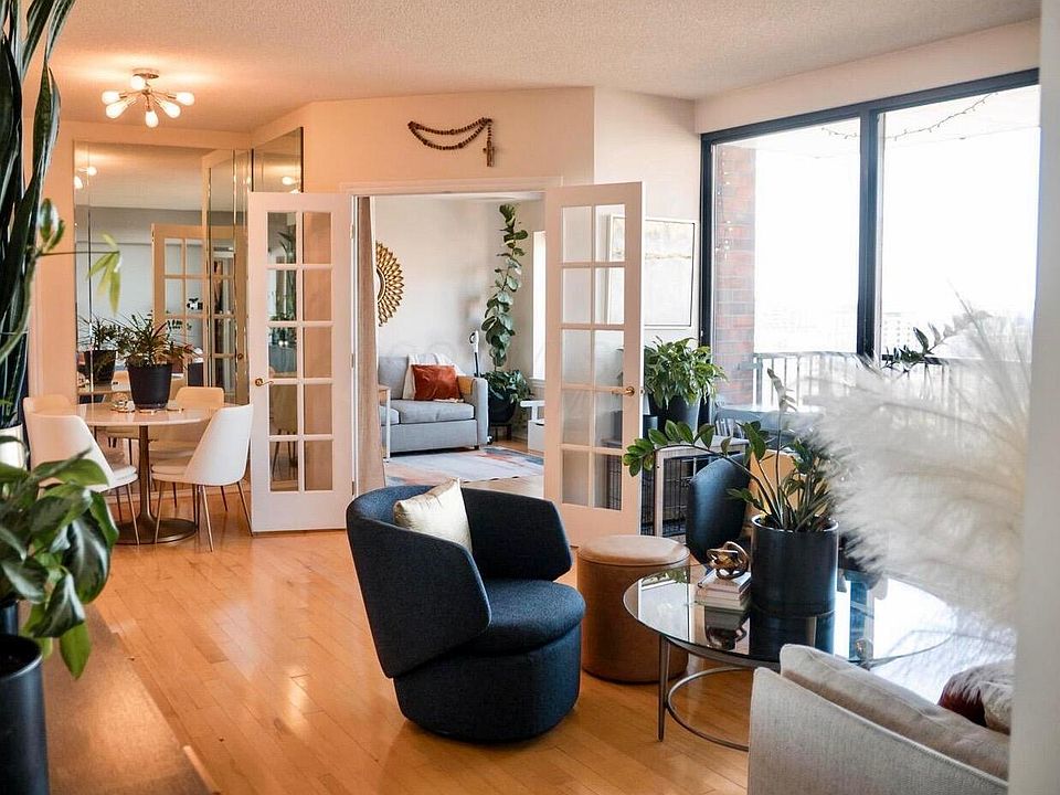 1st image of 155 W Main St APT 1404