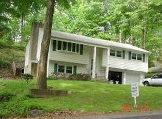 88 High Crest Dr, West Milford, NJ 07480