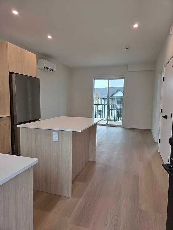 1 bed, $2,095 — Photo 1