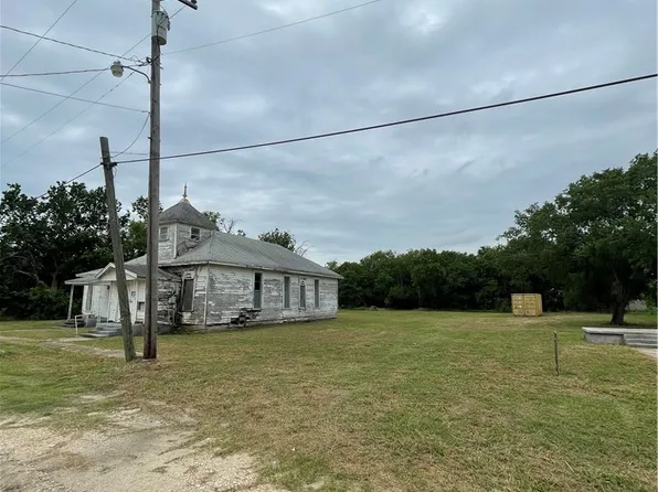 610 S Elm St, Mart, TX 76664
