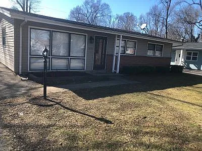Building Photo - 1712 Ashmoor Ln