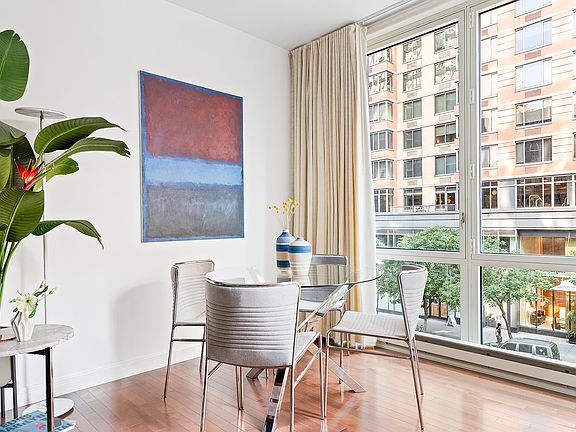 3rd image of 225 E 34th St APT 4H
