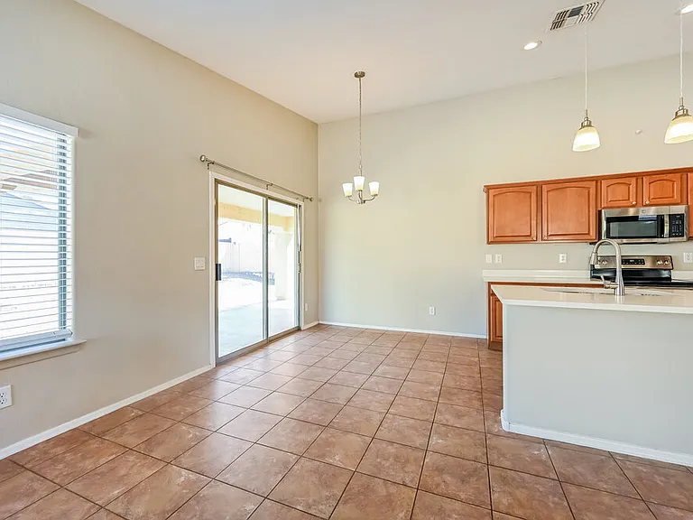 3026 W Rapalo Rd — Photo 5
