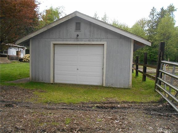 5th image of 14647 94th Ave E