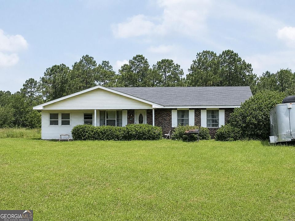 1st image of 1229 NE Maryann Prescott Rd