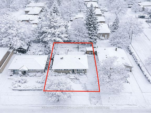 2nd image of 63 Davidson St