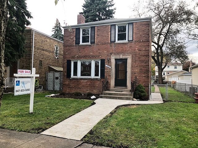 1st image of 2632 Oak St
