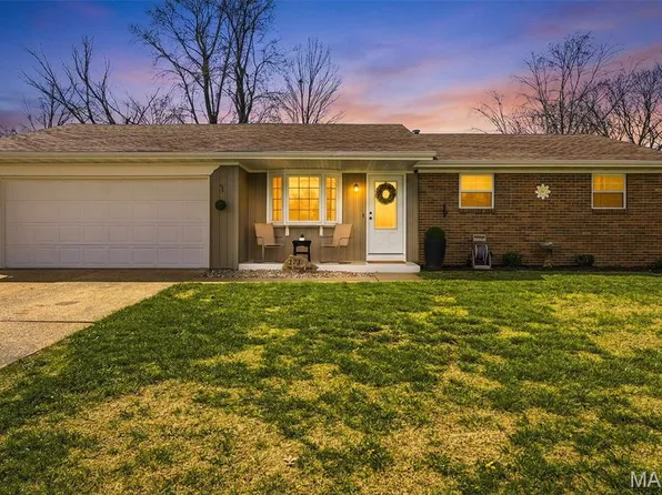 171 N Nike St, Hecker, IL 62248