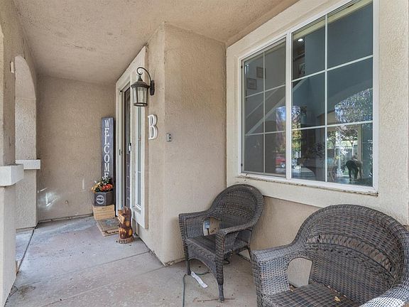 4th image of 1710 Merritt Cir