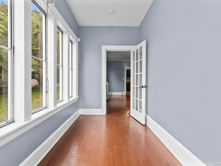 1105 N Main St #1 — Photo 9
