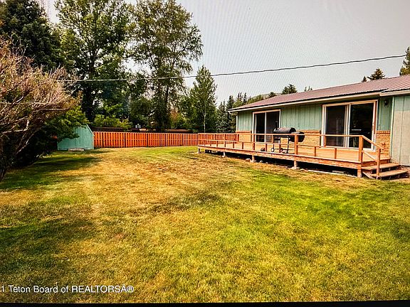 3rd image of 380 Teton Ave