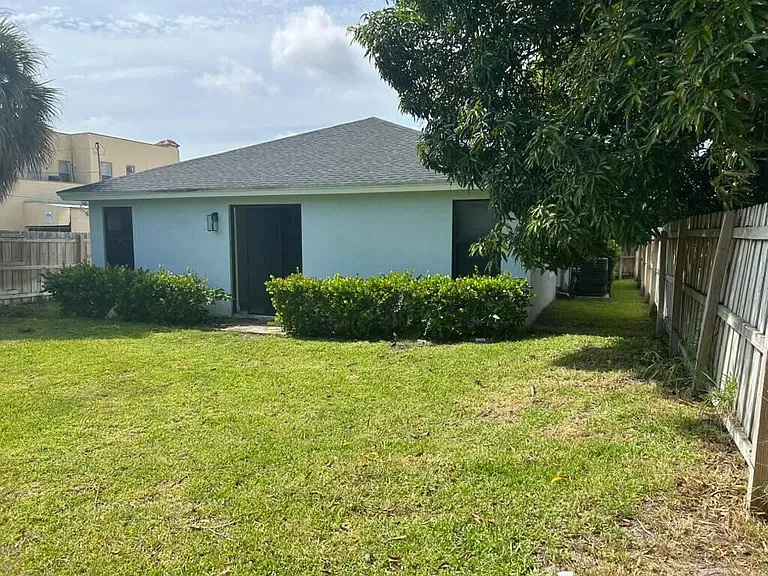 517 L A Kirksey St — Photo 22