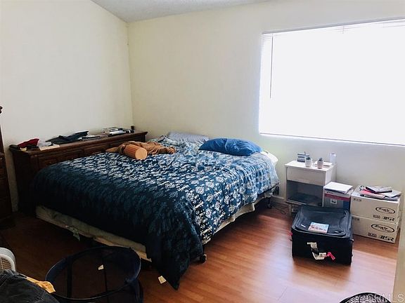 4th image of 12650 Lakeshore Dr Unit 117