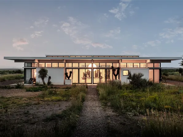 2405 Antelope Hills Rd, Marfa, TX 79843