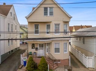 187 N 7th St, Paterson, NJ 07522