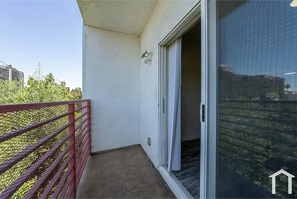 130 S Soto St — Photo 39
