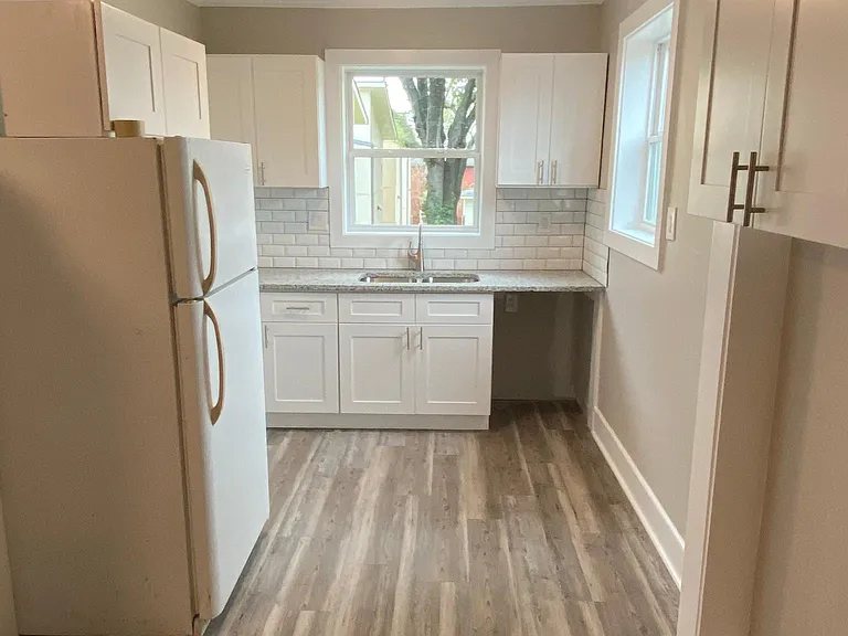 4625 E Side Ave #4 — Photo 14