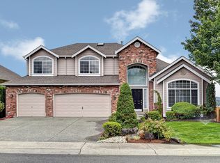 24260 SE 1st Pl, Sammamish, WA 98074