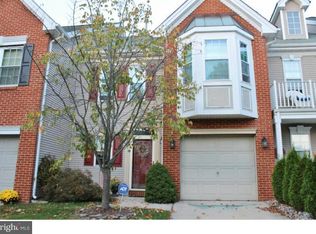 185 La Costa Dr, Blackwood, NJ 08012