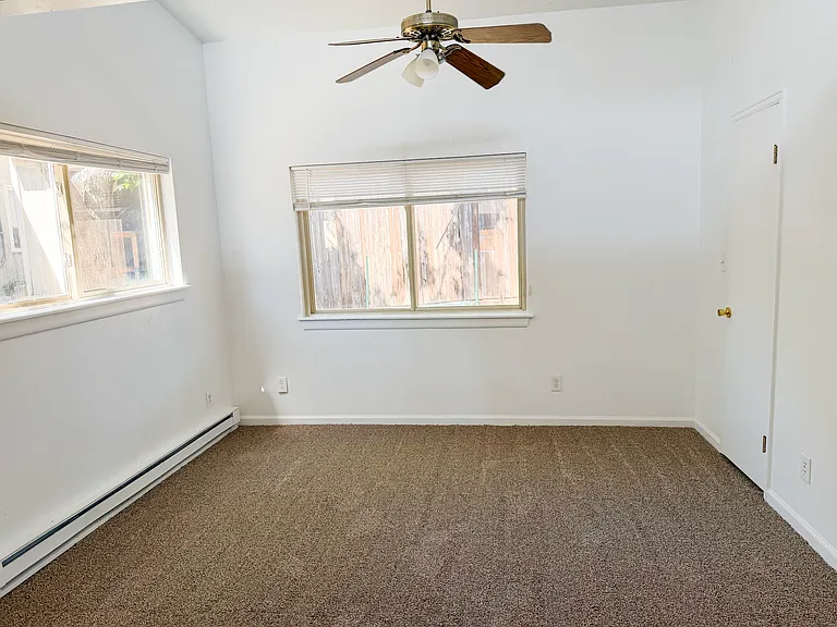 4881 Broadway St #A — Photo 4