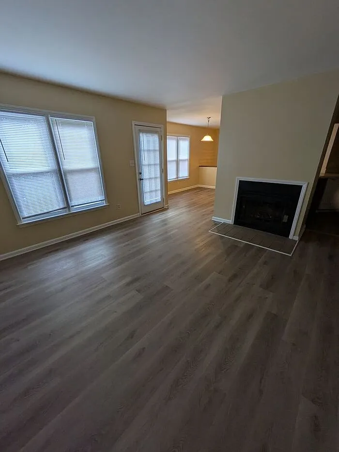 2 bed, 2.0 bath, $1,245 — Photo 3