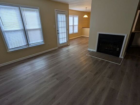 3rd image of 2169 6th St NW