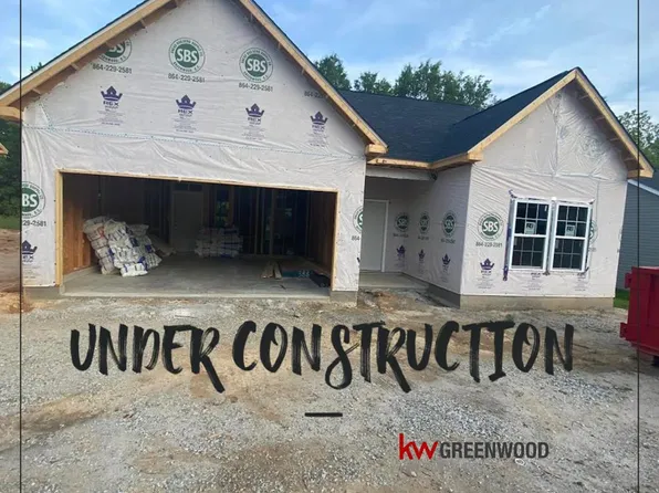 501 Oak Ave, Greenwood, SC 29646