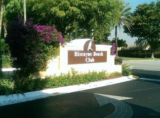 15551 SW 104th Ter APT 822, Miami, FL 33196