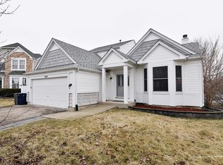 2211 Clipper Ct, Elgin, IL 60123