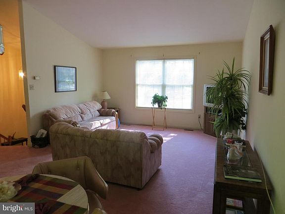 Sunny Vault Great Room