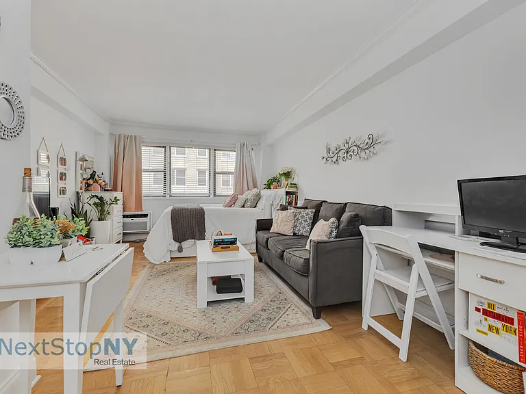 333 E 75th St #11J — Photo 1