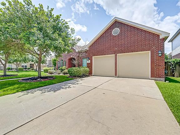 4th image of 3930 Bowie Bend Ln