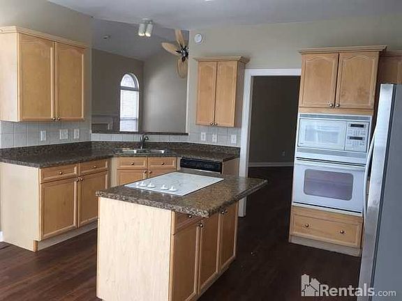 4th image of 6533 Westfall Dr