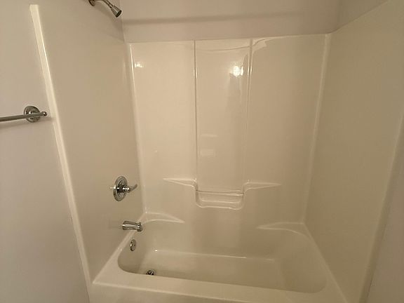 5th image of 2208 Anchoridge Ave