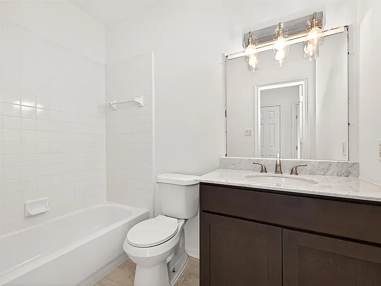 4719 Cashel Cir #B — Photo 25