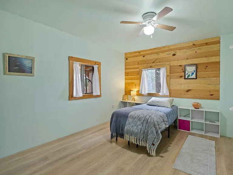 5066 Iris St — Photo 16
