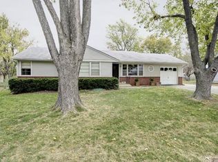 8527 Stearns Ave, Overland Park, KS 66214